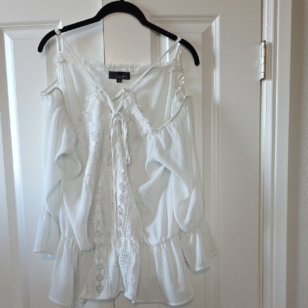 Elegant White Lace Blouse